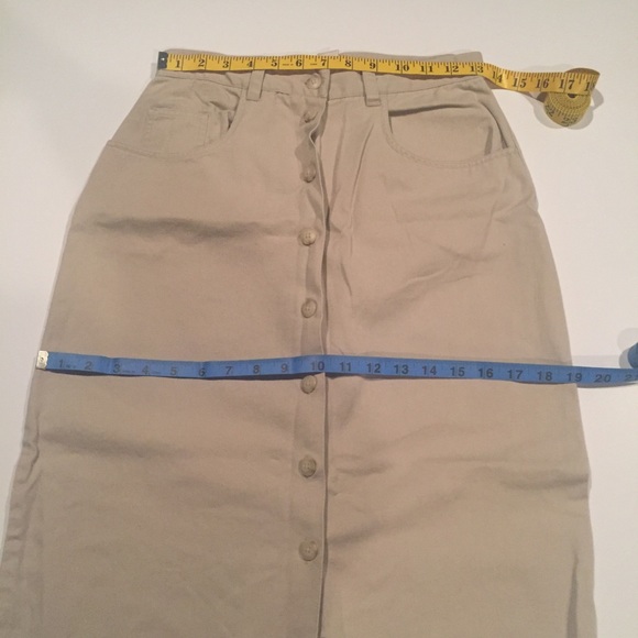 VINTAGE Y2K GAP Button Down Khaki Skirt Size 8 - Picture 2 of 4